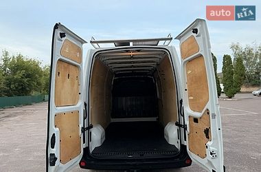 Вантажний фургон Renault Master 2017 в Дубні