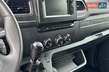 Вантажний фургон Renault Master 2023 в Дубні