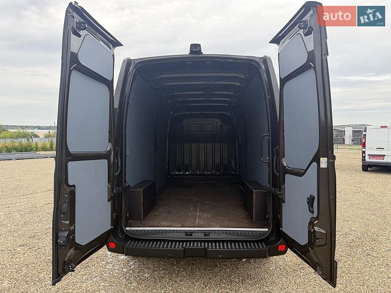 Грузовой фургон Renault Master 2021 в Дубно