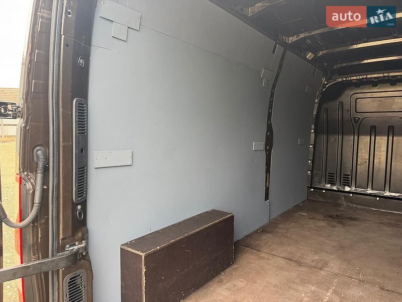 Грузовой фургон Renault Master 2021 в Дубно