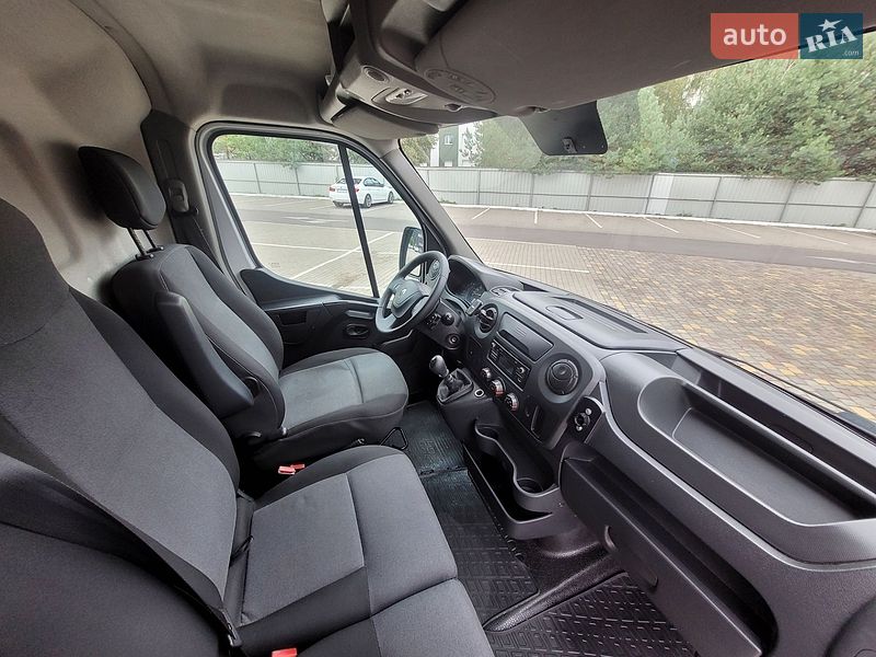 Грузовой фургон Renault Master 2019 в Луцке