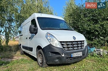 Грузовой фургон Renault Master 2012 в Киеве