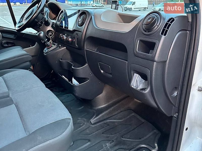 Грузовой фургон Renault Master 2016 в Львове фото 21 Грузовой фургон Renault Master 2016 в Львове