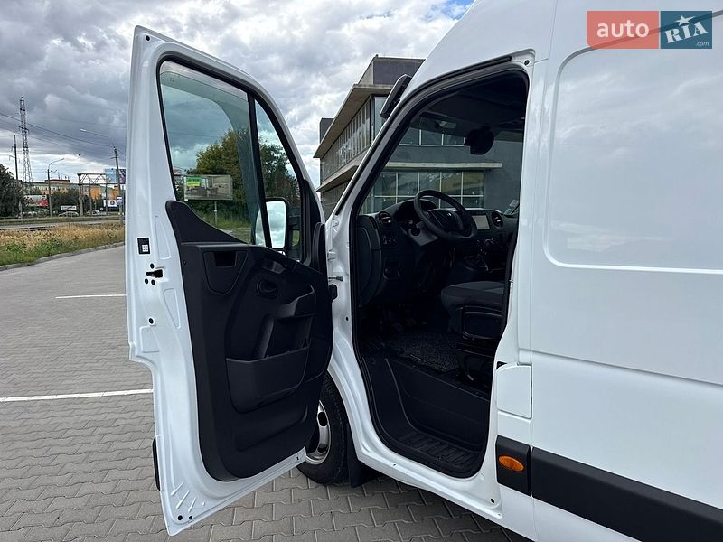 Грузовой фургон Renault Master 2018 в Луцке