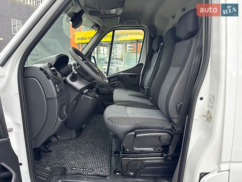 Грузовой фургон Renault Master 2018 в Луцке