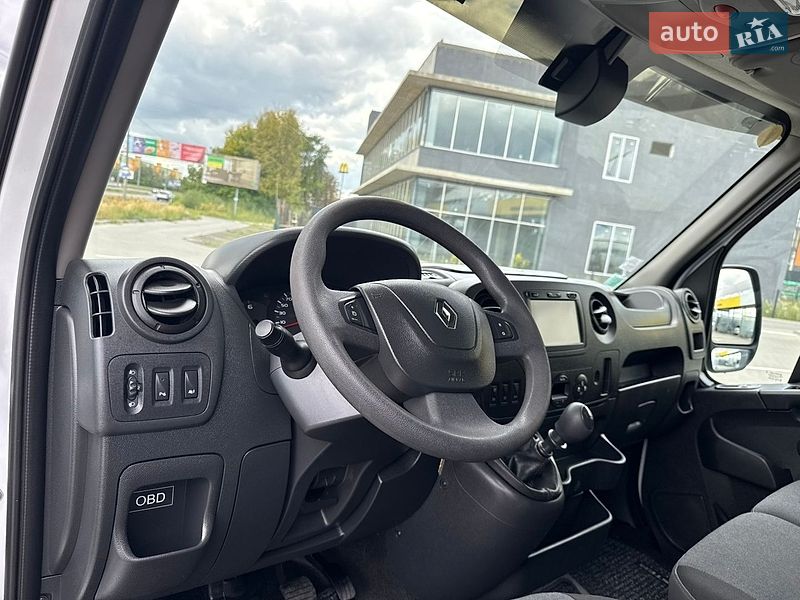 Грузовой фургон Renault Master 2018 в Луцке