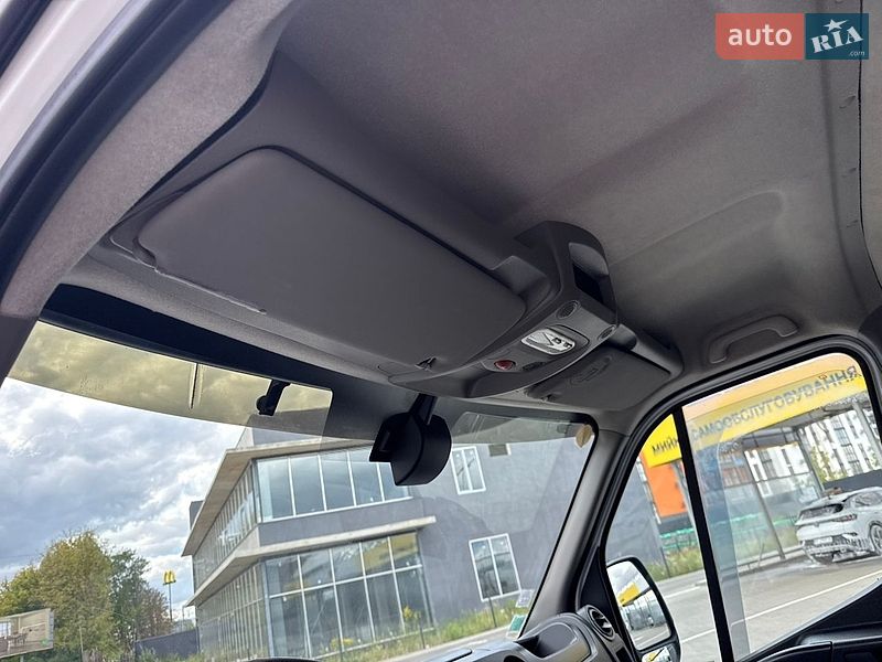 Грузовой фургон Renault Master 2018 в Луцке