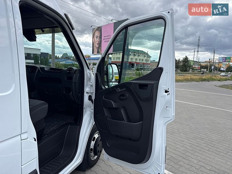 Грузовой фургон Renault Master 2018 в Луцке