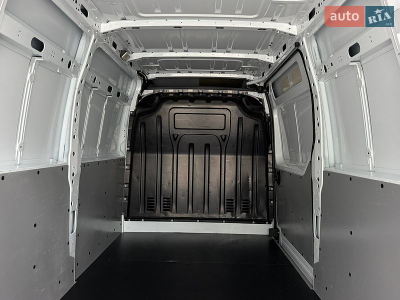 Вантажний фургон Renault Master 2022 в Дубні фото 28 Вантажний фургон Renault Master 2022 в Дубні