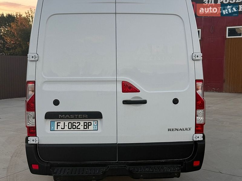 Вантажний фургон Renault Master 2019 в Дубні
