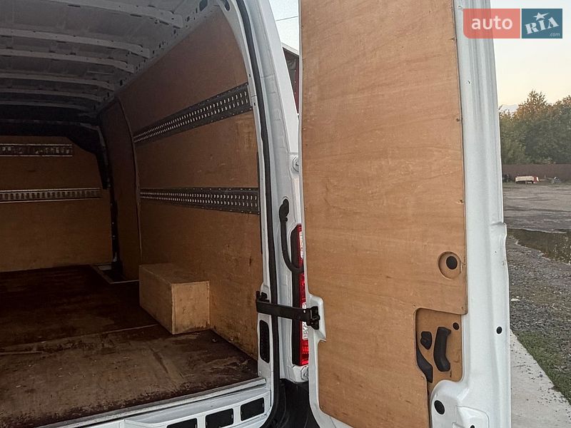 Вантажний фургон Renault Master 2019 в Дубні