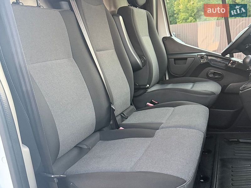 Вантажний фургон Renault Master 2019 в Дубні
