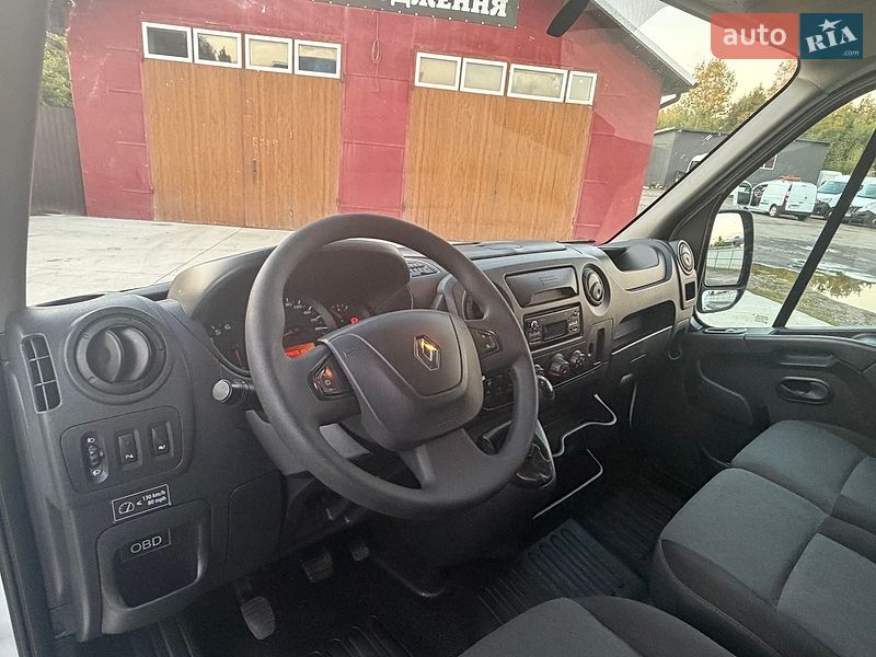 Вантажний фургон Renault Master 2019 в Дубні