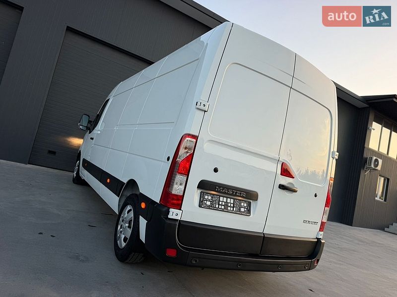 Вантажний фургон Renault Master 2024 в Дубні