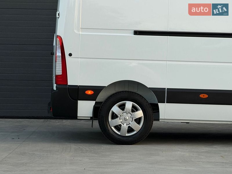 Вантажний фургон Renault Master 2024 в Дубні