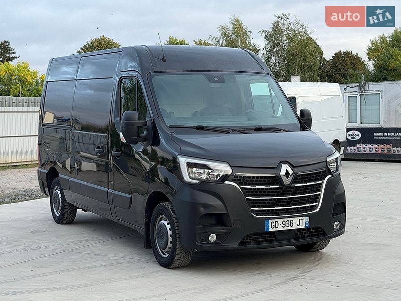 Грузовой фургон Renault Master 2021 в Млинове