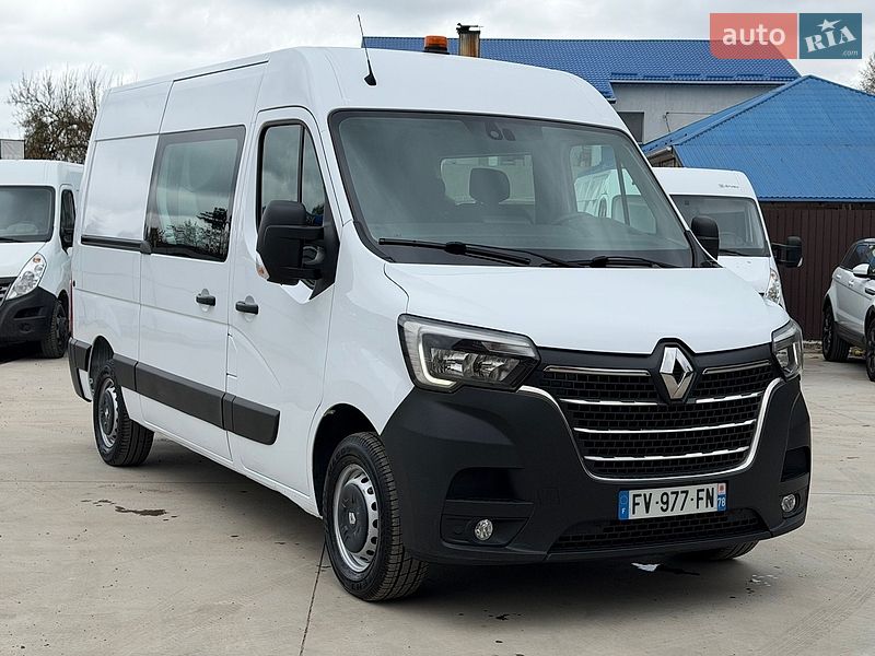 Грузопассажирский фургон Renault Master 2021 в Млинове