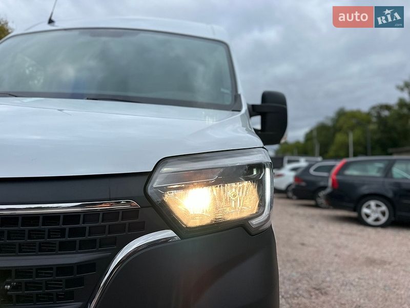 Грузовой фургон Renault Master 2024 в Ровно