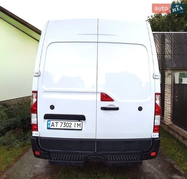 Грузопассажирский фургон Renault Master 2023 в Калуше