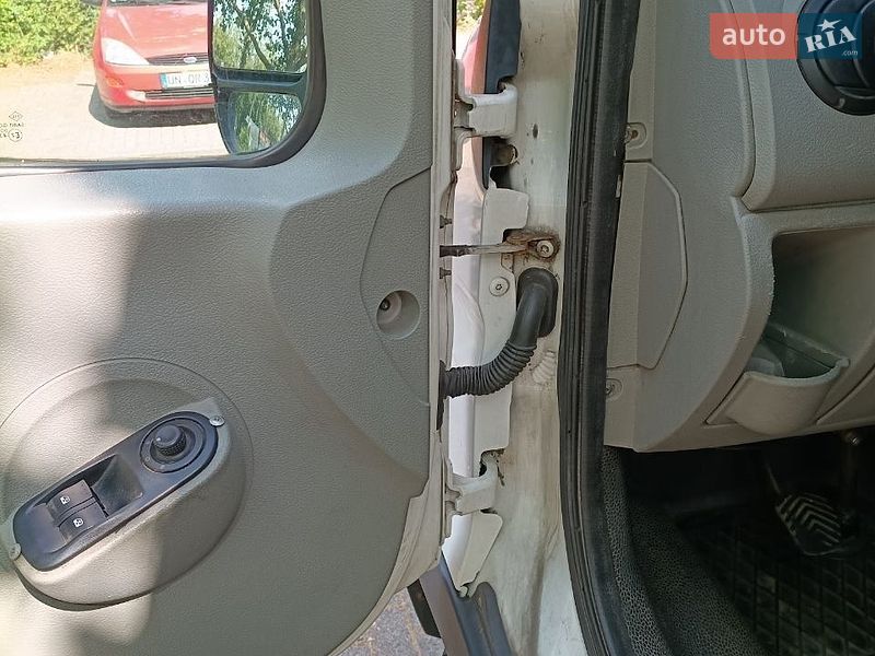 Мінівен Renault Master 2004 в Києві