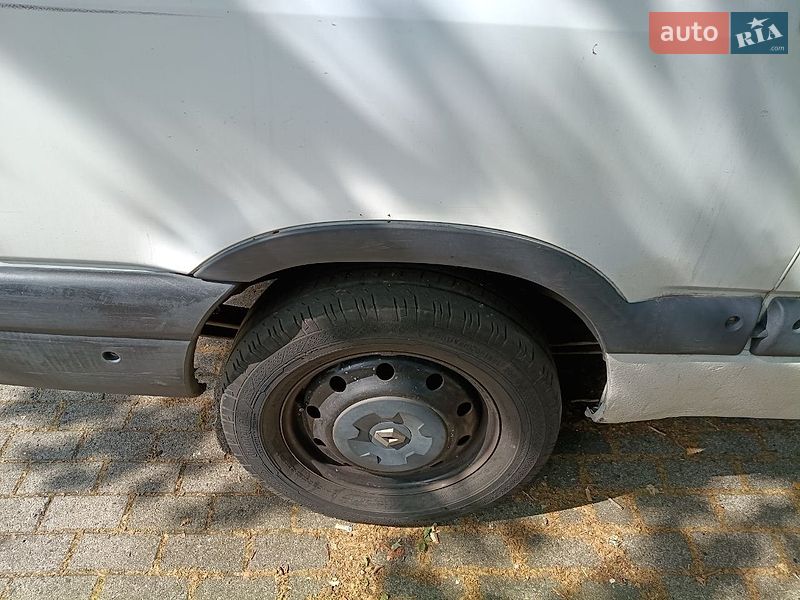 Мінівен Renault Master 2004 в Києві