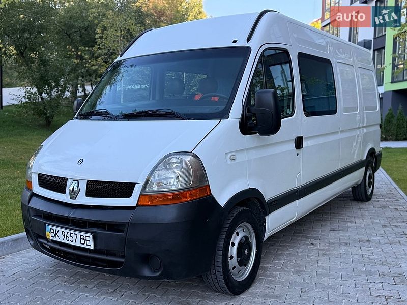 Вантажопасажирський фургон Renault Master 2005 в Хмельницькому