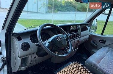 Вантажопасажирський фургон Renault Master 2005 в Хмельницькому