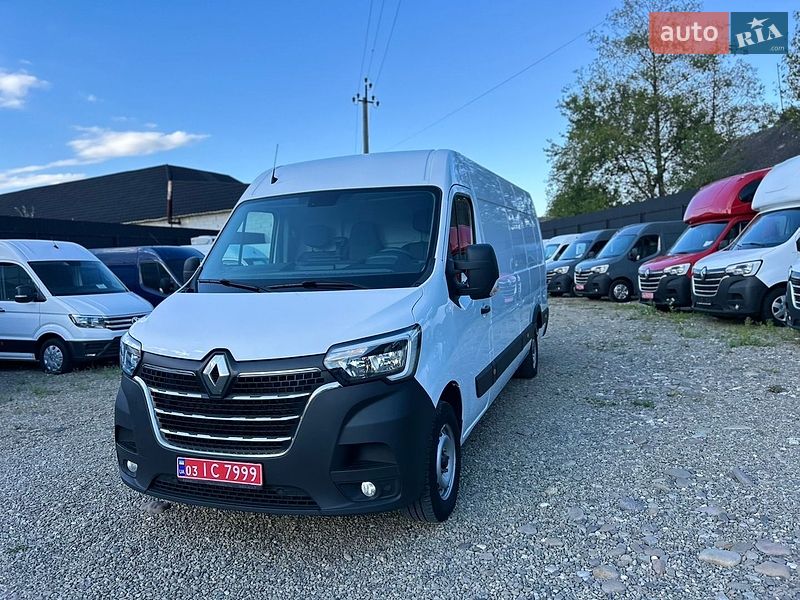 Вантажний фургон Renault Master 2022 в Хусті