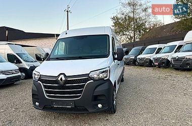 Грузовой фургон Renault Master 2022 в Хусте