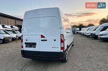 Грузовой фургон Renault Master 2022 в Хусте