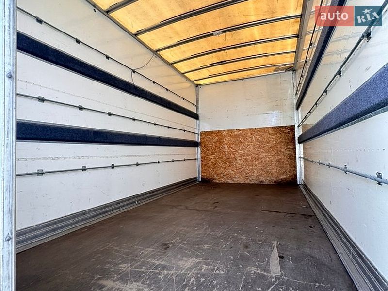 Вантажний фургон Renault Master 2020 в Києві