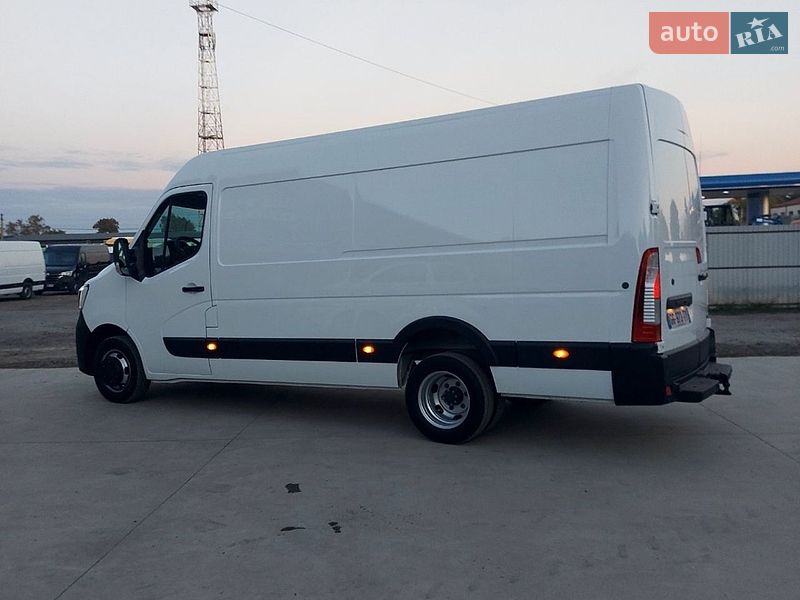 Грузовой фургон Renault Master 2022 в Львове
