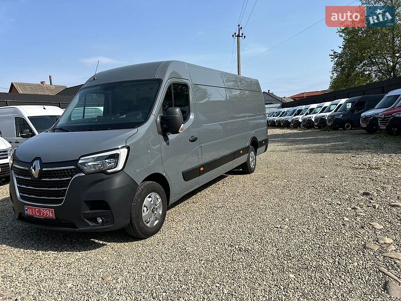 Вантажний фургон Renault Master 2022 в Хусті