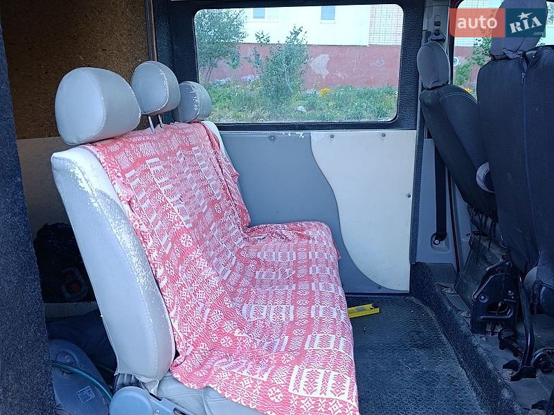 Грузопассажирский фургон Renault Master 2008 в Умани
