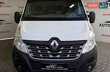 Вантажний фургон Renault Master 2015 в Львові