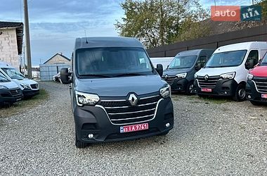 Грузовой фургон Renault Master 2022 в Хусте
