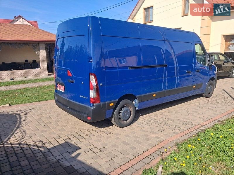 Микроавтобус грузовой (до 3,5т) Renault Master 2022 в Калуше