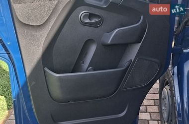 Микроавтобус грузовой (до 3,5т) Renault Master 2022 в Калуше