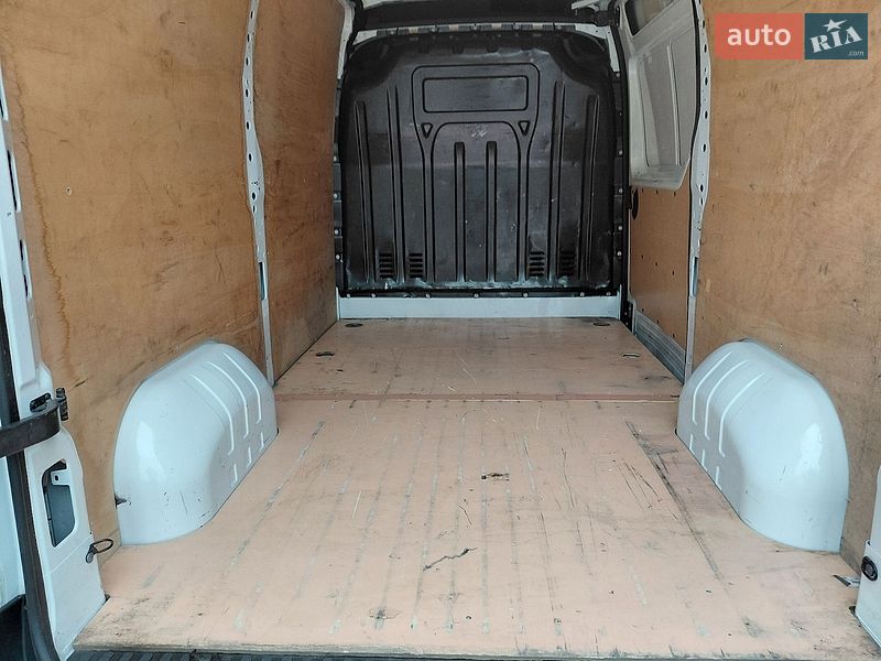 Вантажний фургон Renault Master 2023 в Івано-Франківську