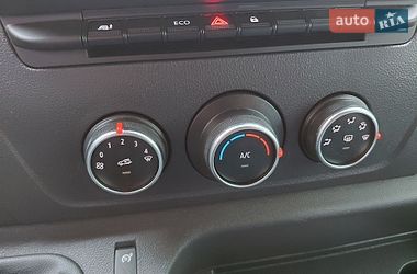 Вантажний фургон Renault Master 2023 в Івано-Франківську