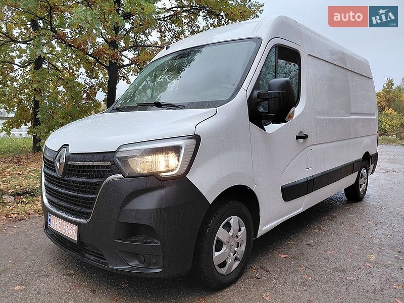 Вантажний фургон Renault Master 2023 в Івано-Франківську