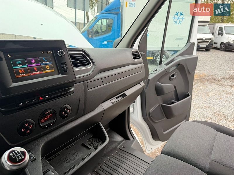 Другие грузовики Renault Master 2024 в Ровно