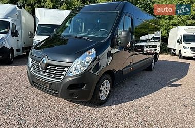 Вантажний фургон Renault Master 2018 в Рівному