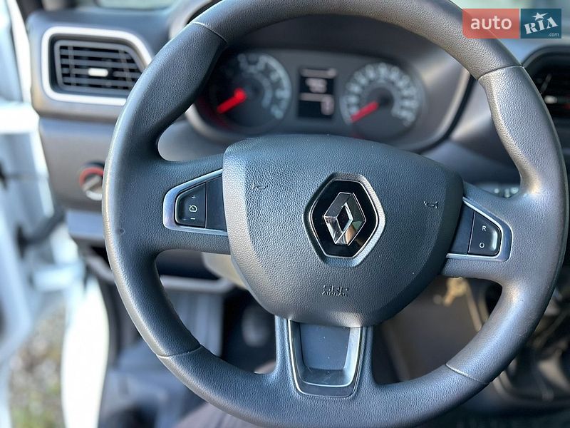 Тентований Renault Master 2022 в Хусті