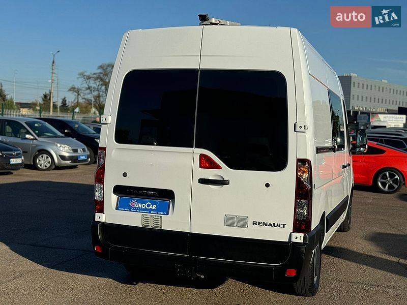 Грузопассажирский фургон Renault Master 2020 в Киеве
