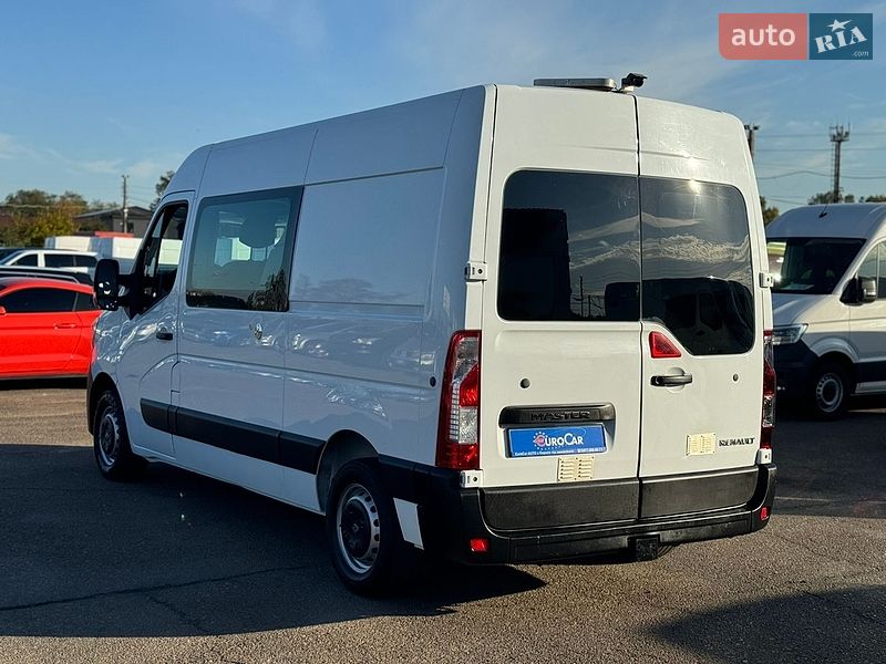 Грузопассажирский фургон Renault Master 2020 в Киеве