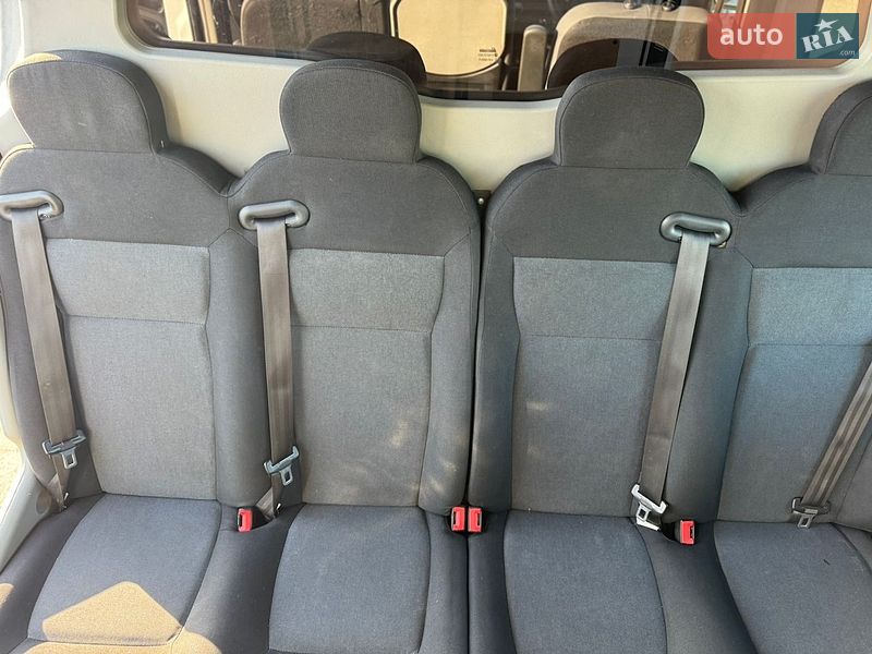 Грузопассажирский фургон Renault Master 2020 в Киеве