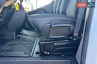 Грузопассажирский фургон Renault Master 2020 в Киеве