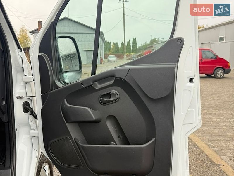Вантажний фургон Renault Master 2021 в Ковелі