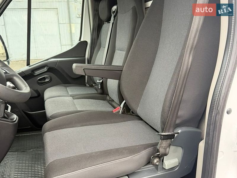 Вантажний фургон Renault Master 2021 в Ковелі